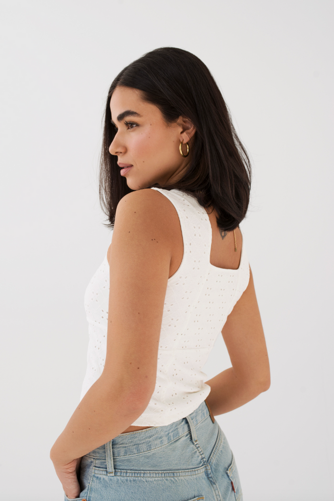 Daily Story Bridget Top In White-The Trendy Walrus