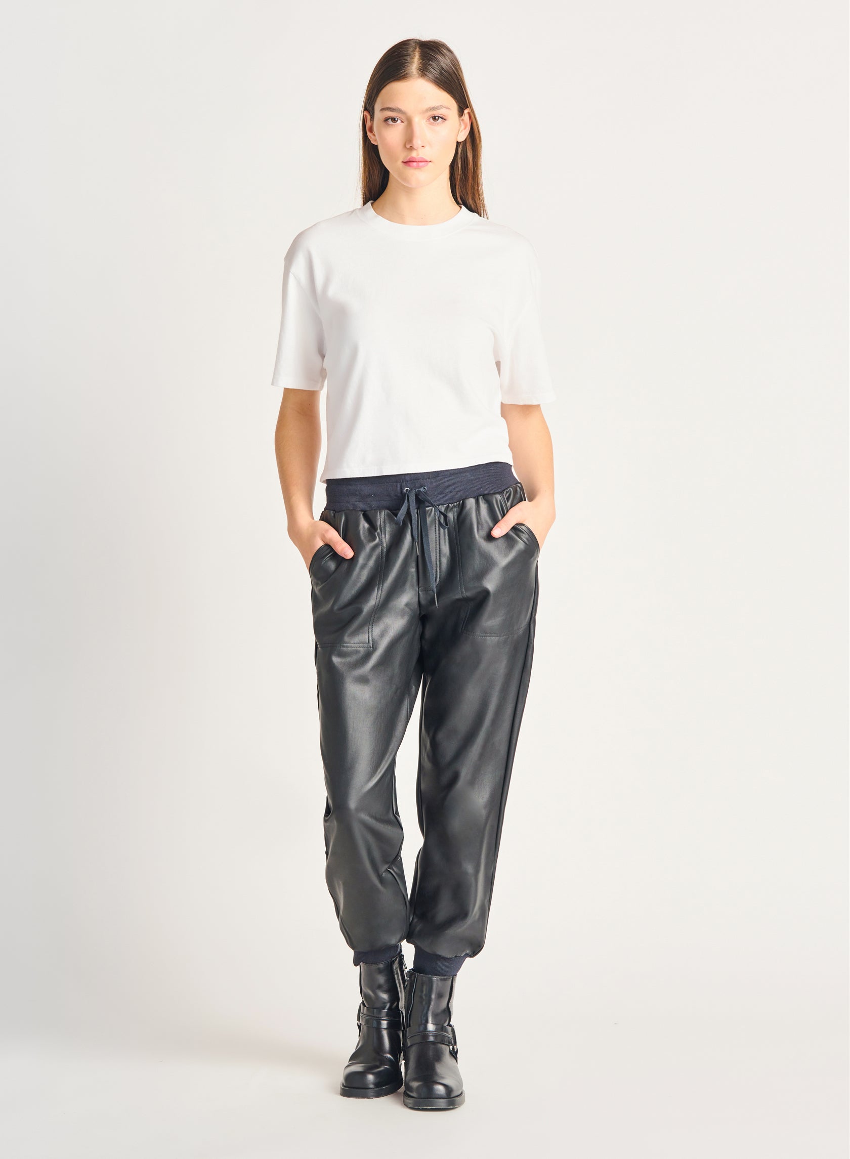 Dex Faux Leather Jogger In Black  Free Canada-Wide Shipping Over $75 – The  Trendy Walrus