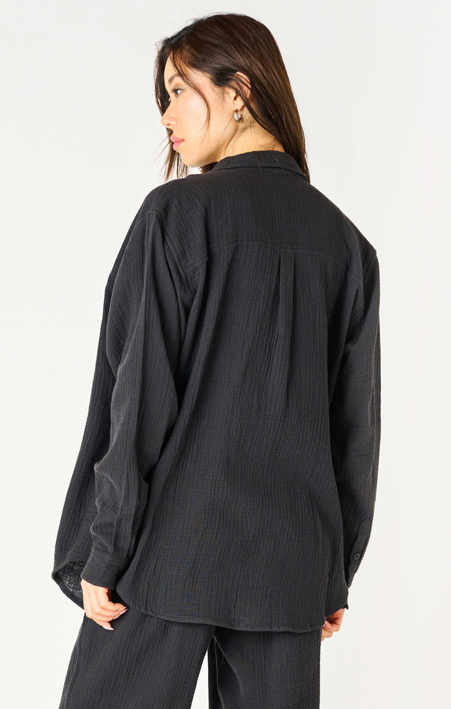 Dex Plus Long Sleeved Textured Button Up Blouse In Black-The Trendy Walrus