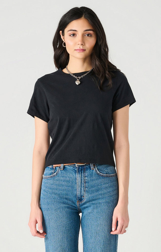 Dex SS Essential Tee In Black-The Trendy Walrus