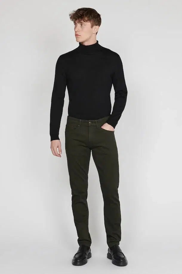 Matinique Mapete Trouser In Dark Forest-The Trendy Walrus