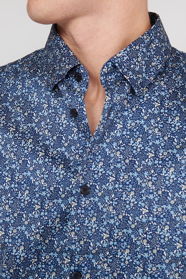 Matinique Matrostol BU Short Sleeve Button Up In Dark Navy-The Trendy Walrus