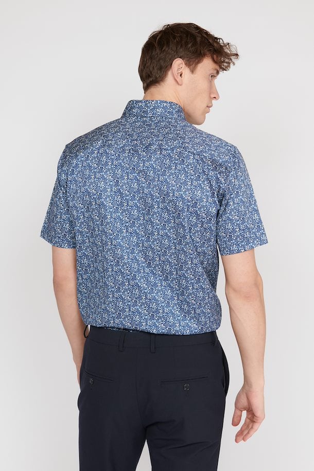 Matinique Matrostol BU Short Sleeve Button Up In Dark Navy-The Trendy Walrus