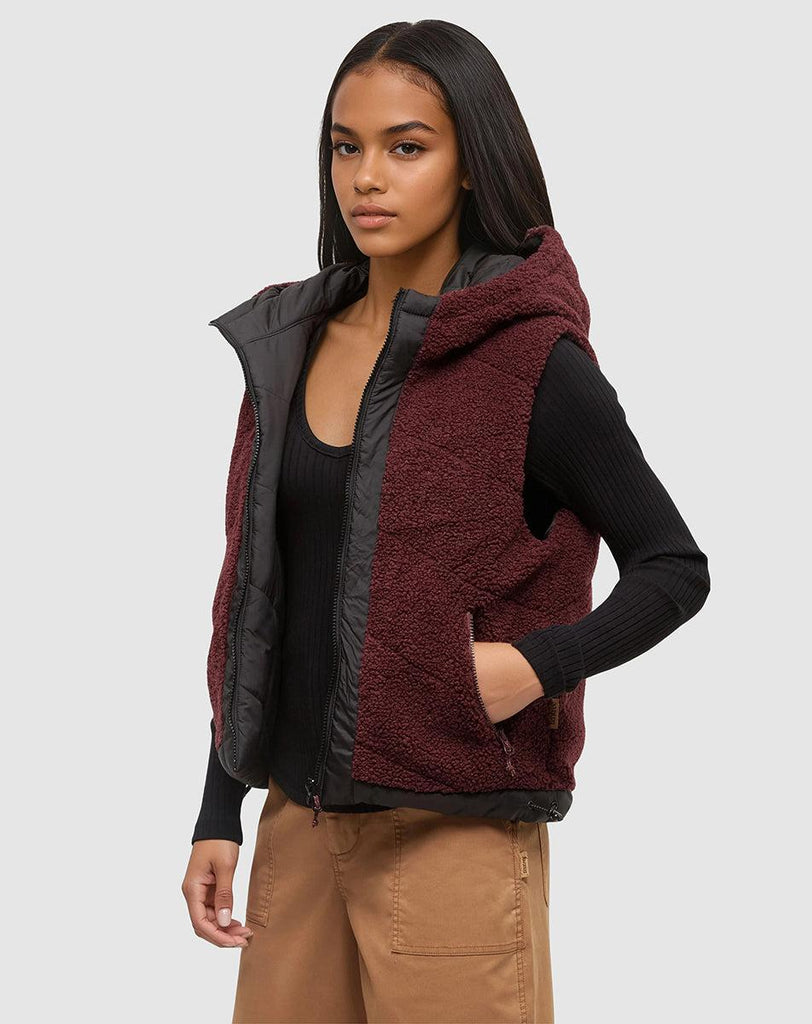 Tentree Collins Vest In Deep Burgundy / Meteorite Black-The Trendy Walrus