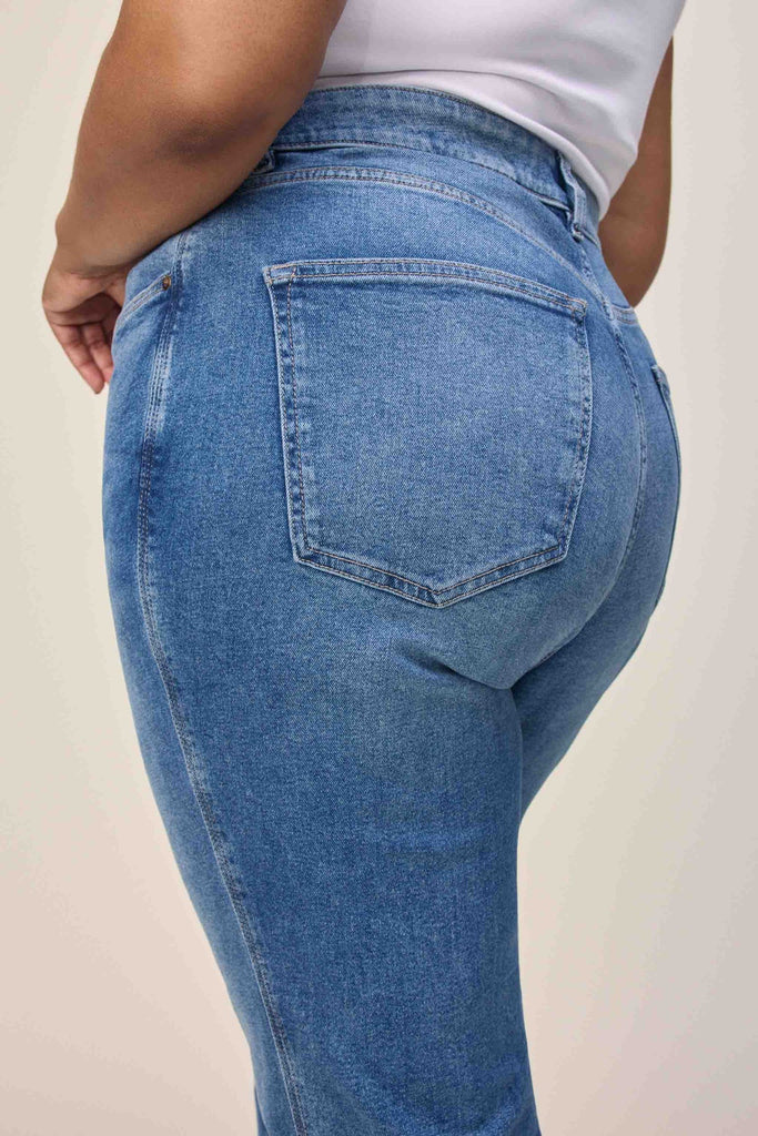 Warp + Weft Sat 90's Straight In Hollywood Hills-The Trendy Walrus