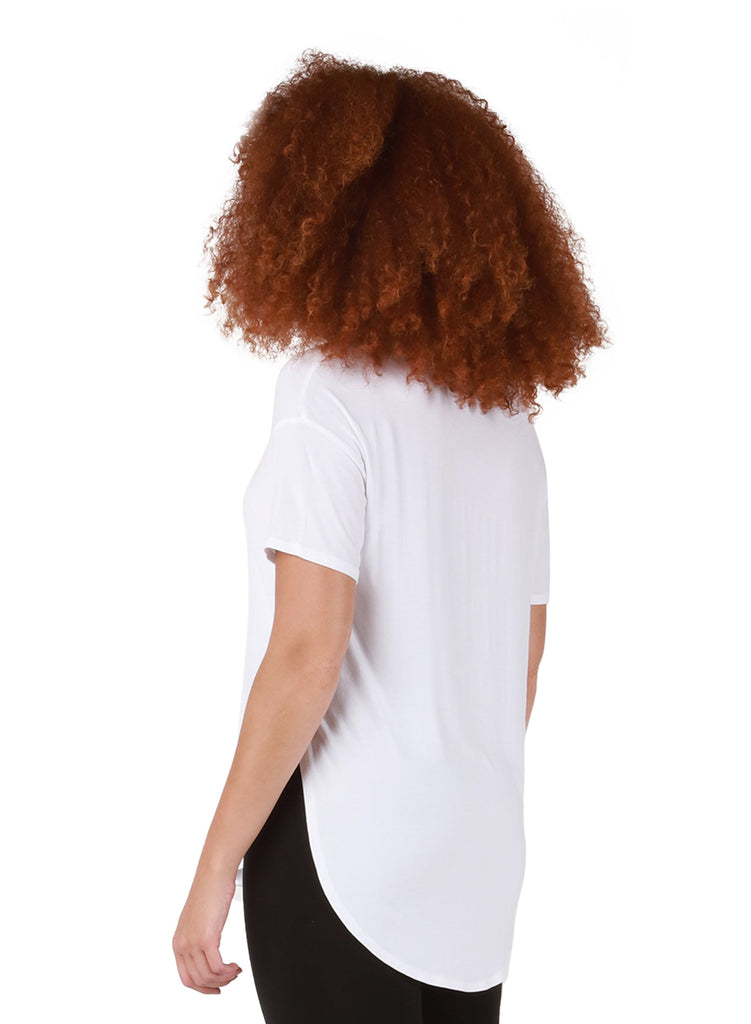 Dex Rounded Hem Tee in White-The Trendy Walrus