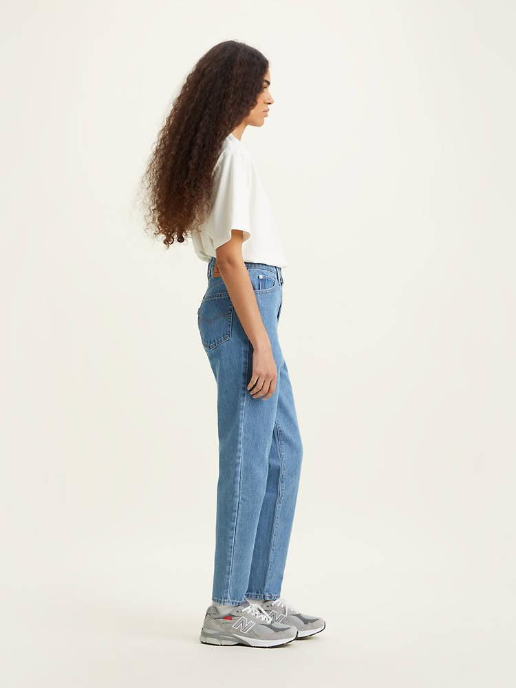 Levi's high waisted mom jeans in light wash