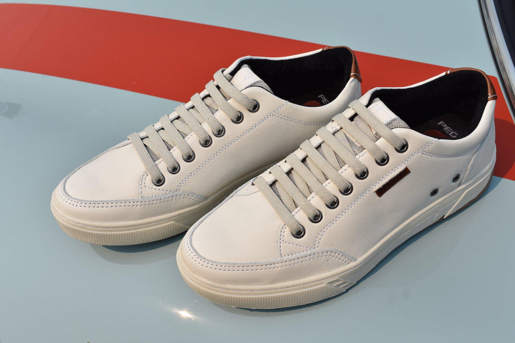 Pegada White Leather Sneakers-The Trendy Walrus