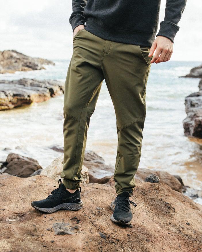 Tentree Destination Jogger in Olive Night Green